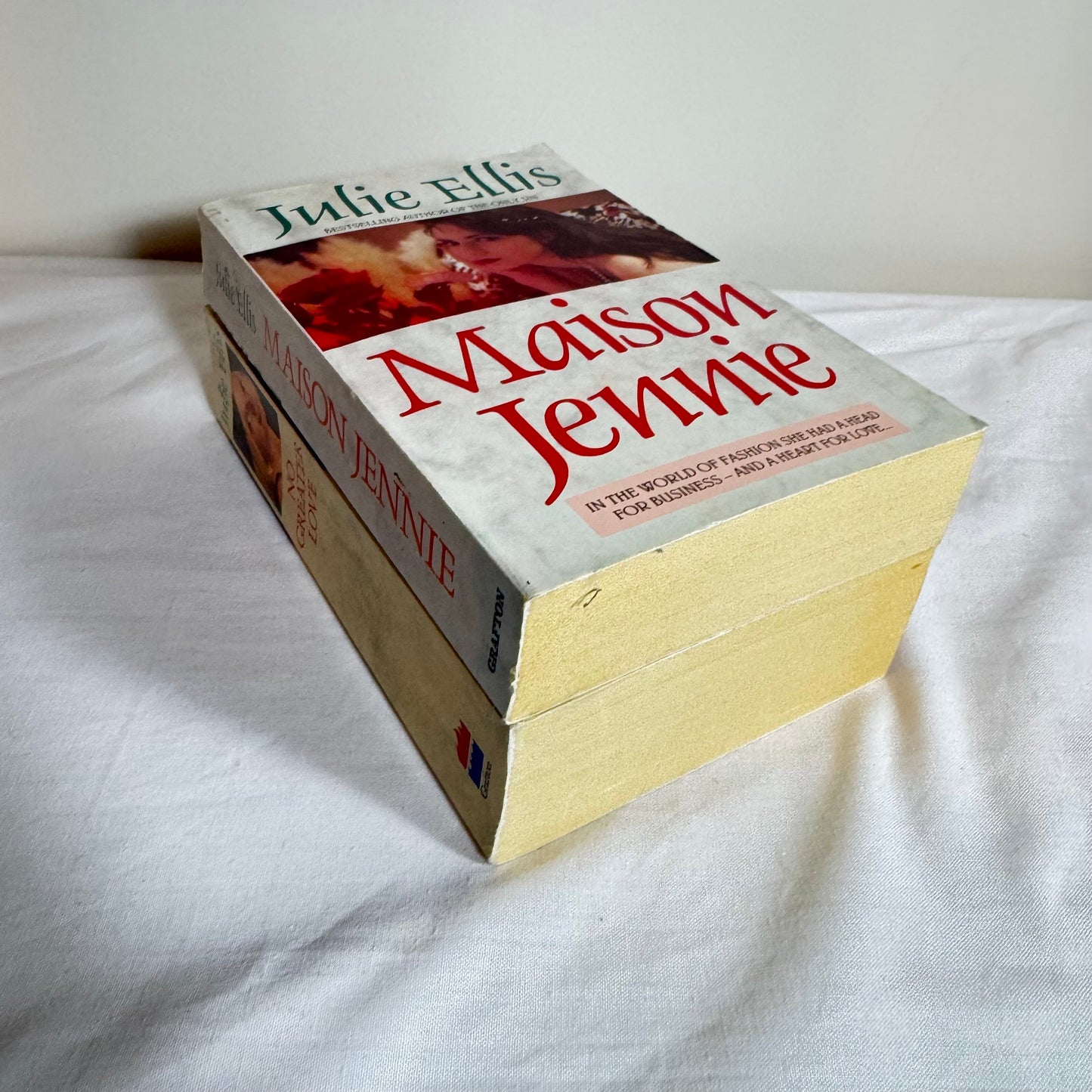 Julie Ellis Book Bundle x 2 - No Greater Love & Maison Jennie
