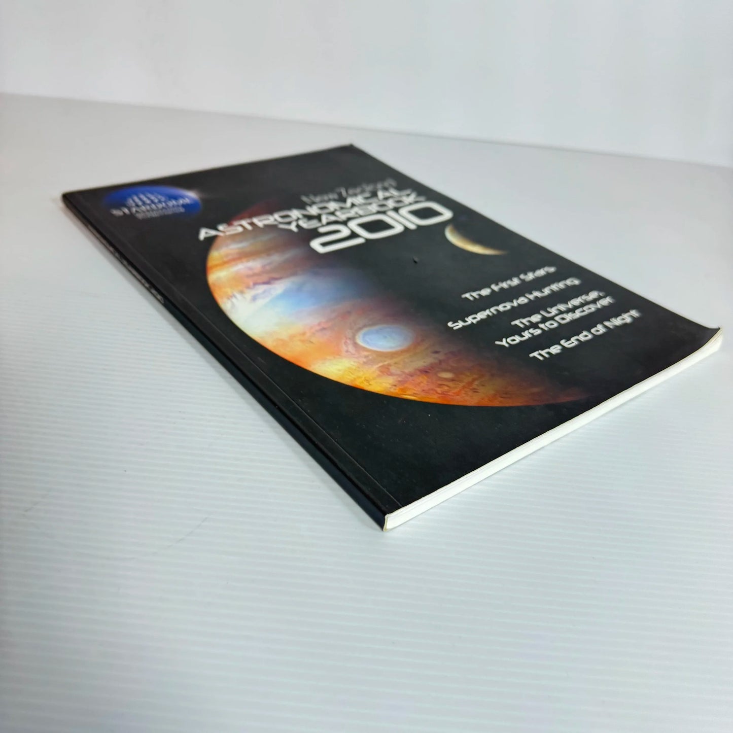 New Zealand Astronomical Yearbook 2010