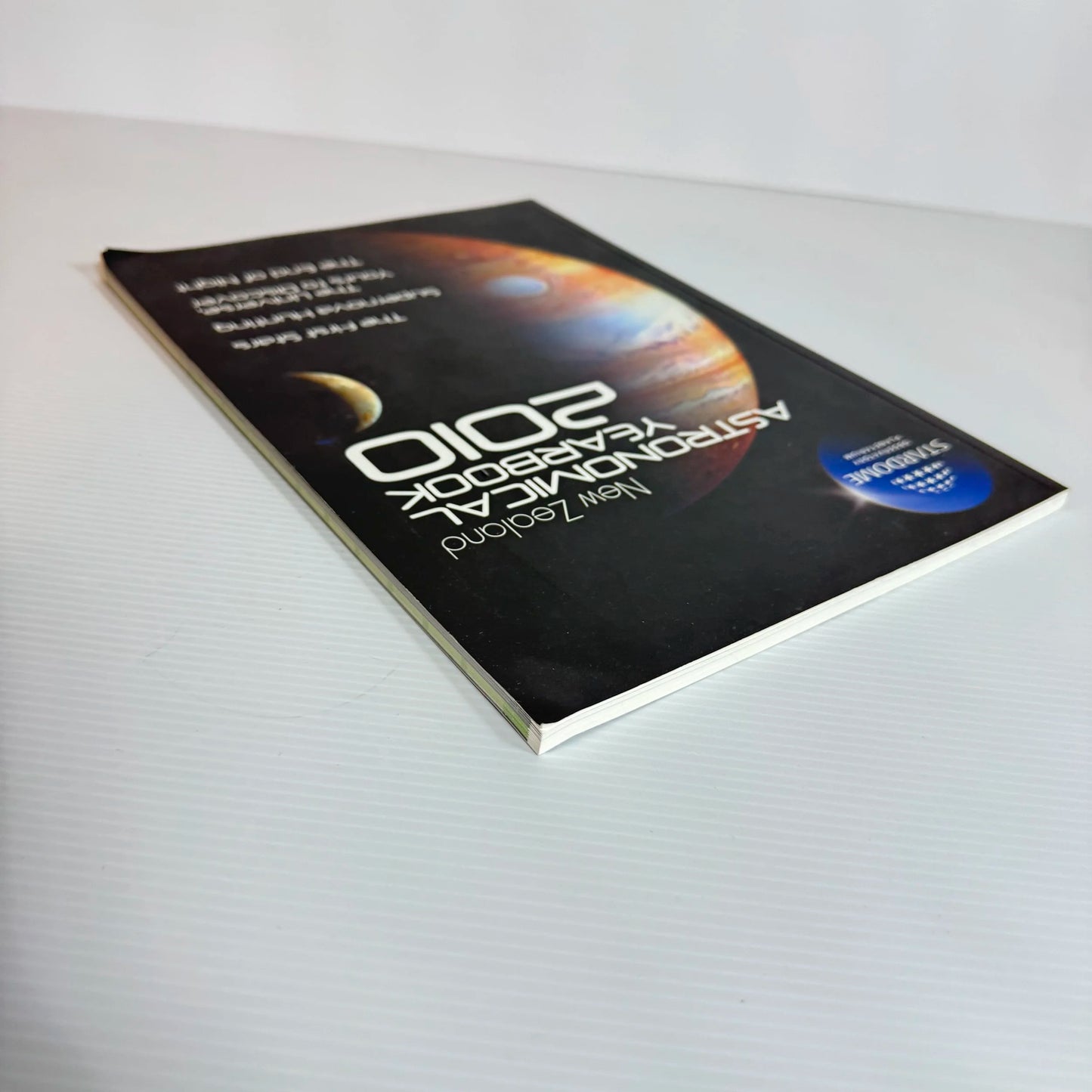 New Zealand Astronomical Yearbook 2010