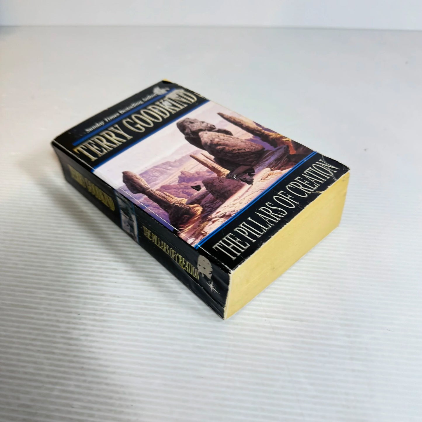 The Pillars Of Creation - Terry Goodkind