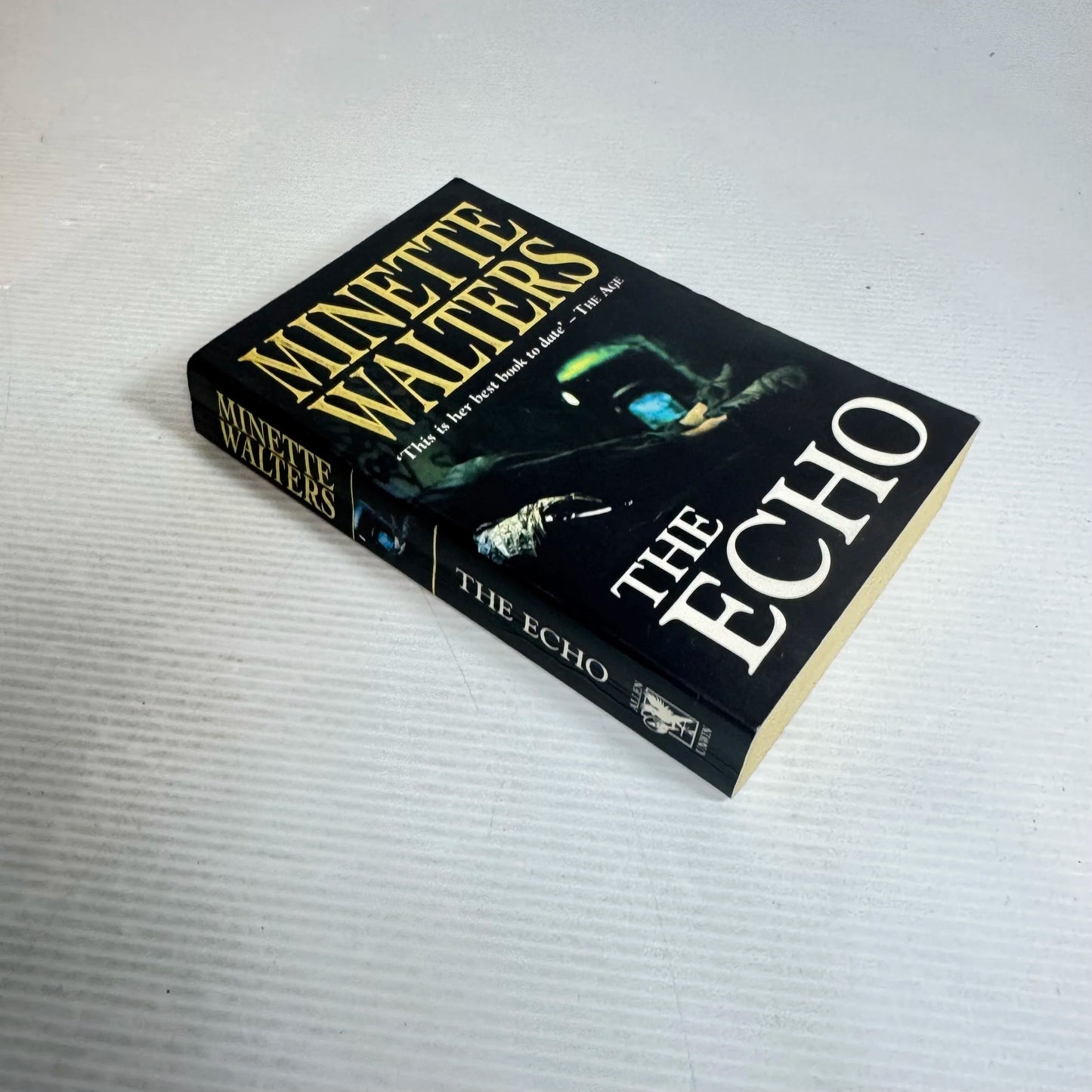The Echo - Minette Walters