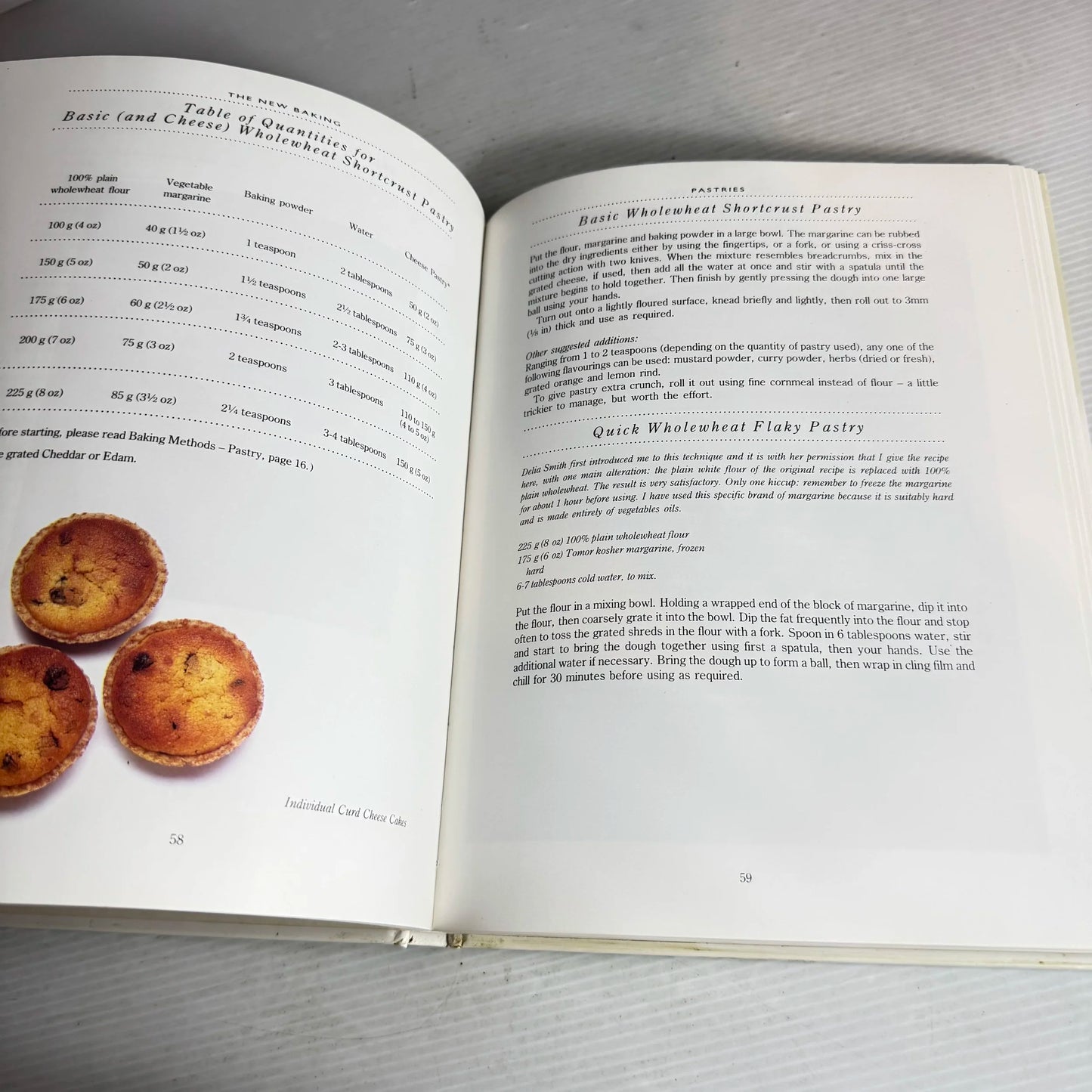 The New Baking: Healthy, Wholesome And Delicious Recipes For The Modern Cook - Caroline Liddell