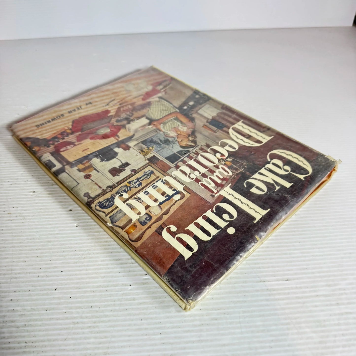 Cake Icing And Decorating - Jean Bowring (Vintage 1958)