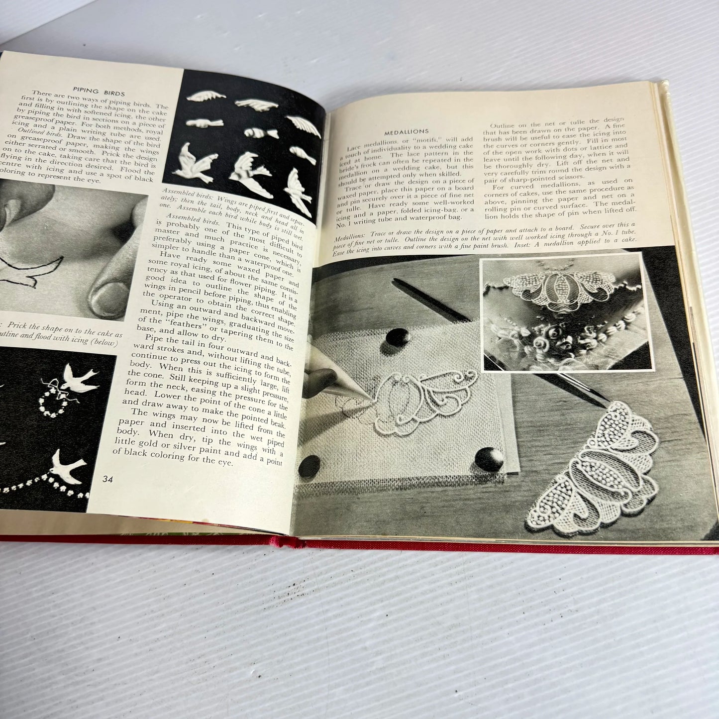 Cake Icing And Decorating - Jean Bowring (Vintage 1958)