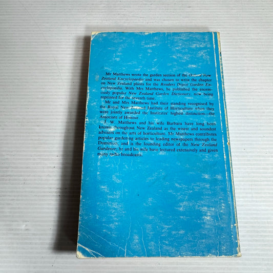 Matthews On Gardening - J. W. Matthews And Barbara Matthews (Vintage 1968)