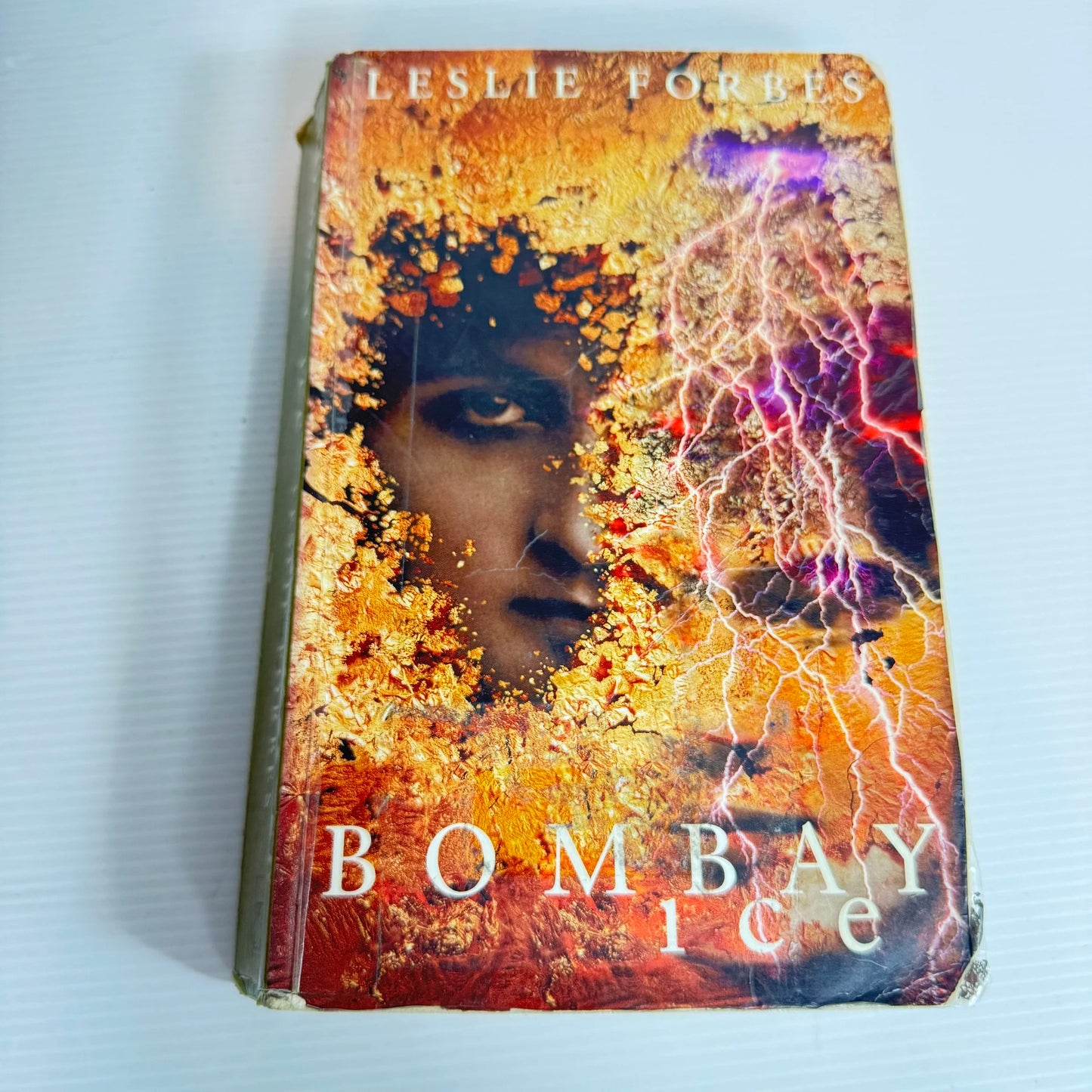 Bombay Ice - Leslie Forbes
