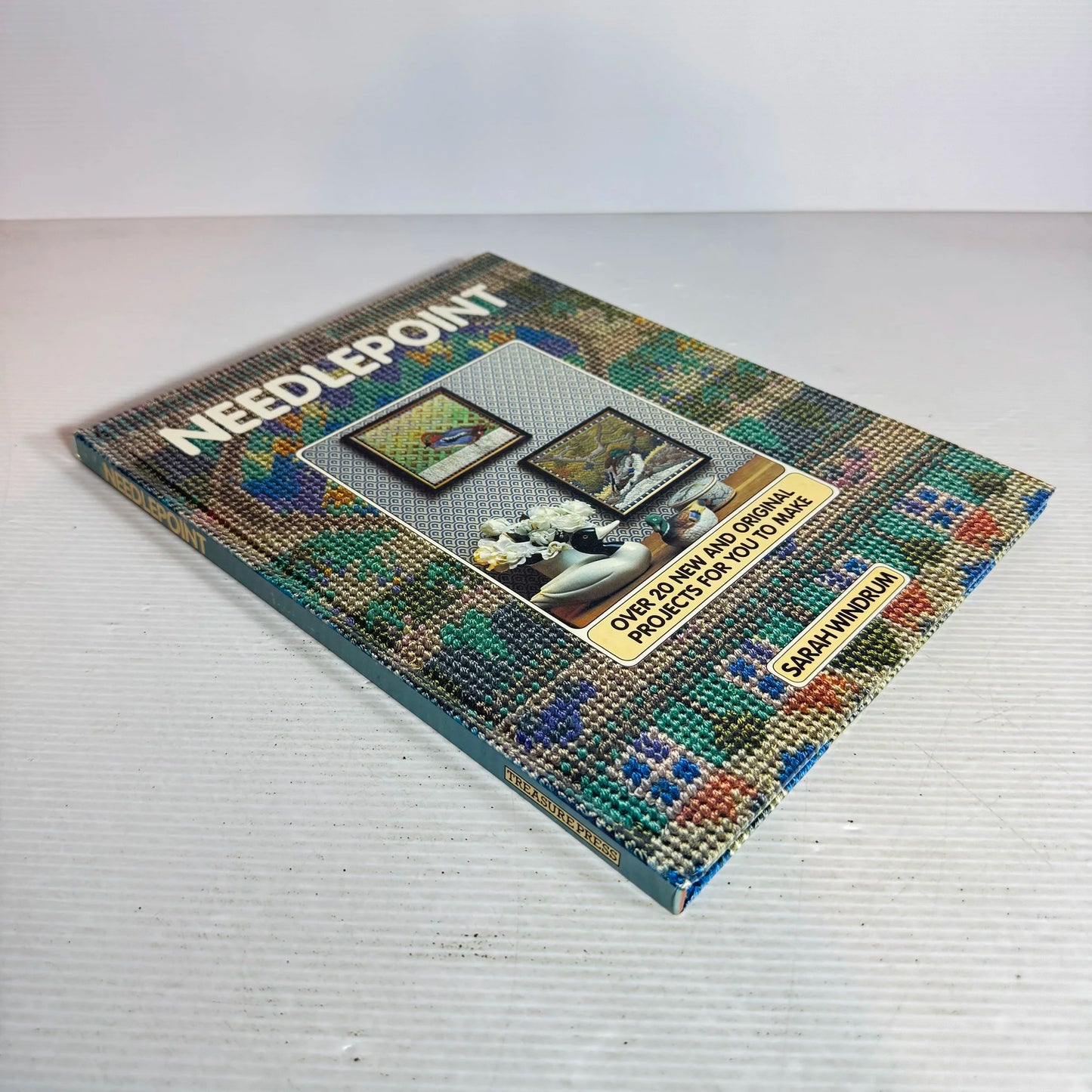 Needlepoint : Over 20 New and Original Projects for You to Make - Sarah Windrum (Vintage 1980)