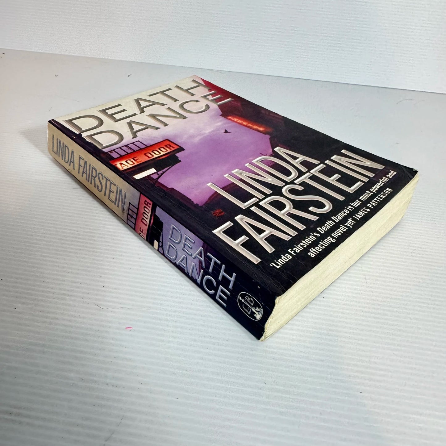 Death Dance - Linda Fairstein