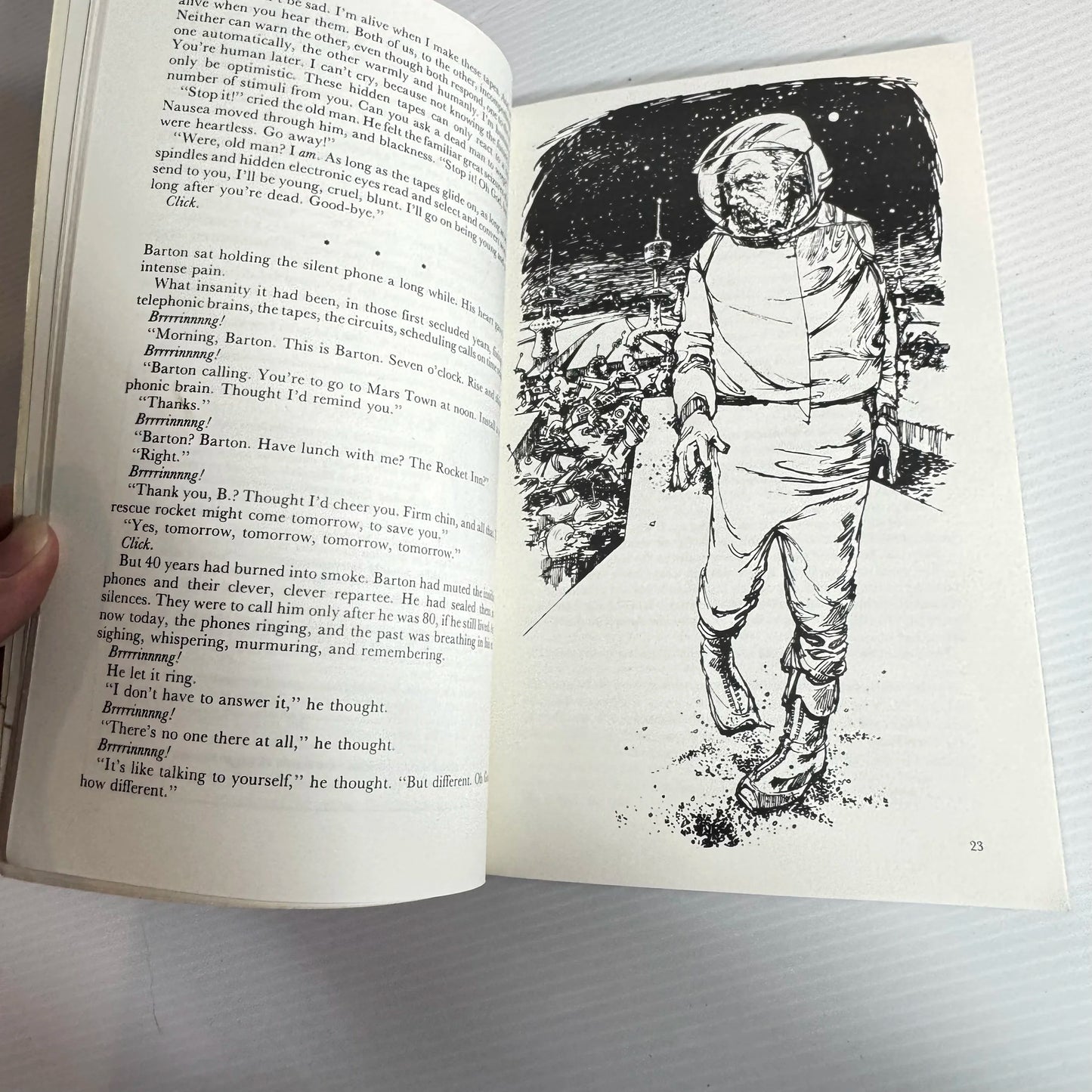 Weekend Book Of Science Fiction