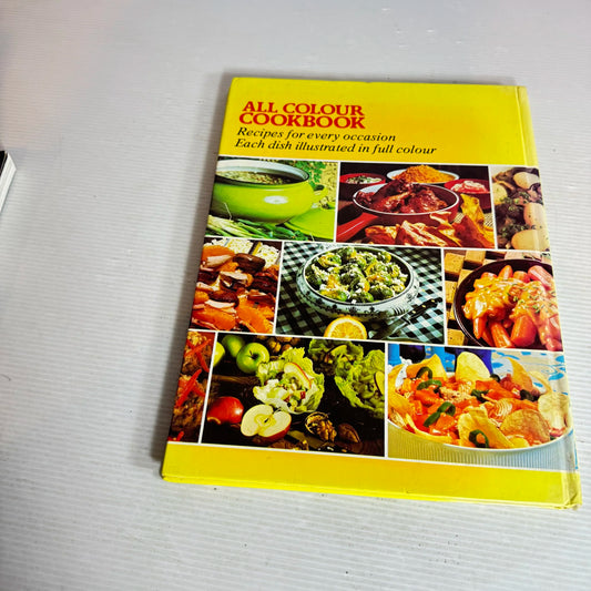 All Colour Cookbook - Compiled by Tess Mallos (Vintage 1977)