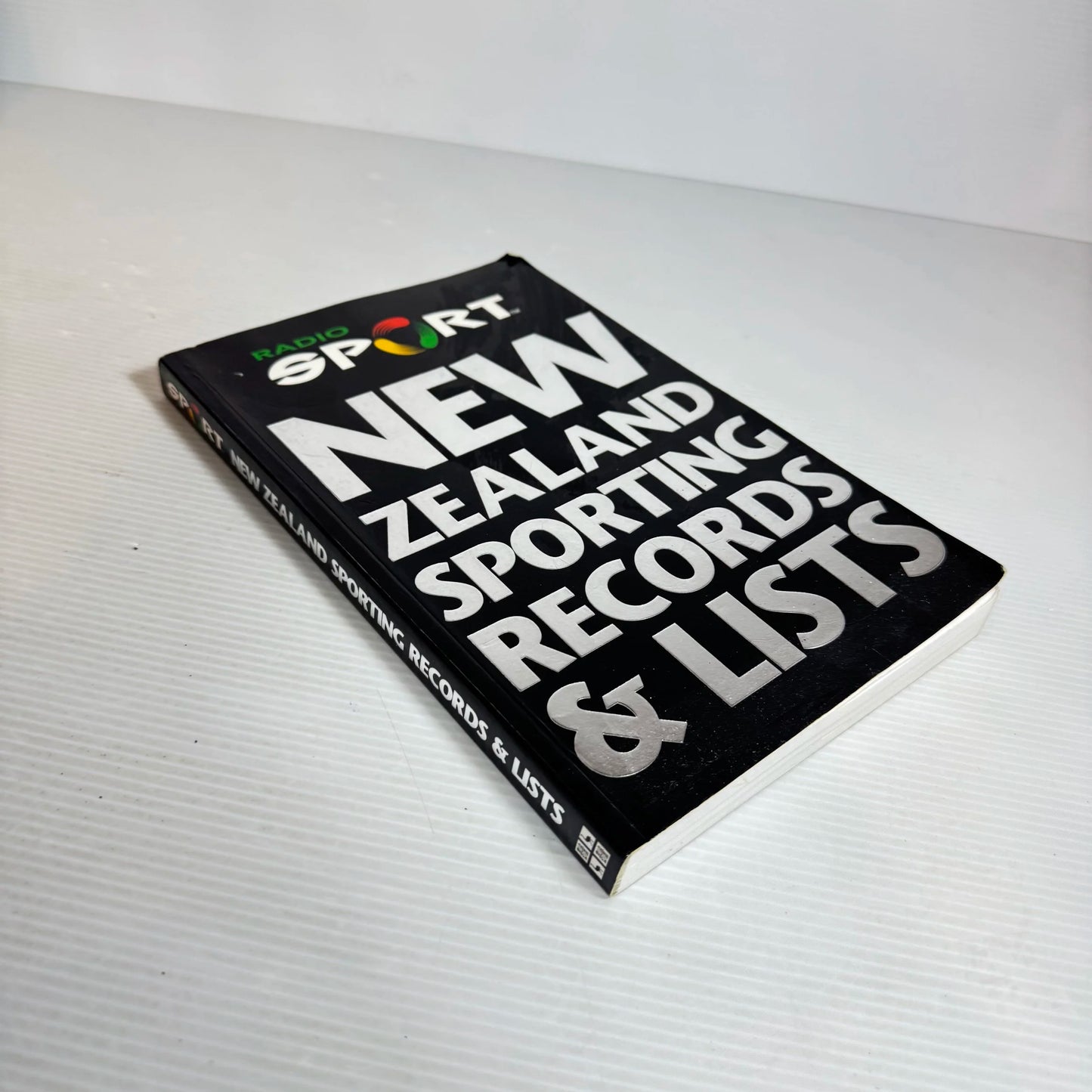 New Zealand Sporting Records & Lists - Radio Sport (2001)