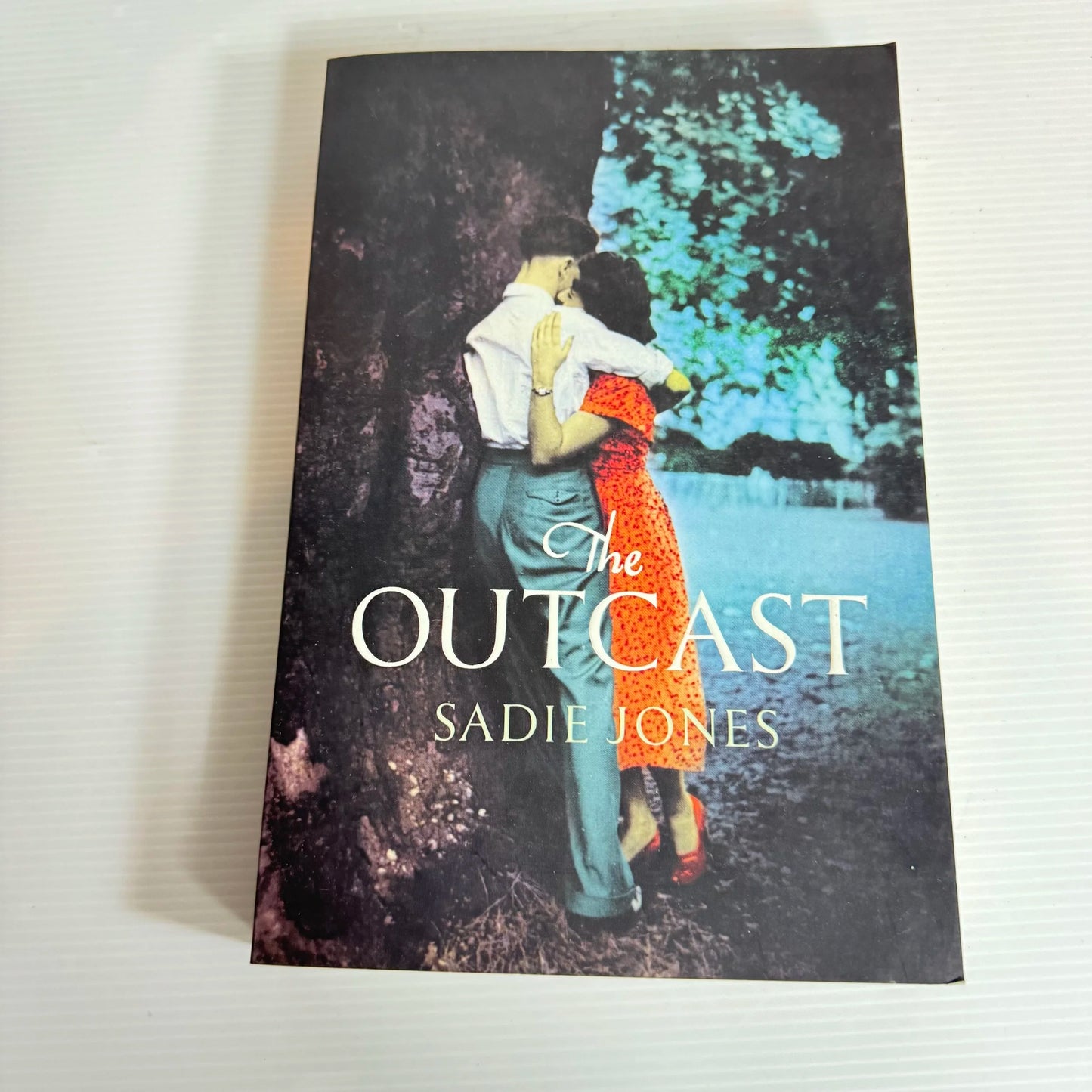 The Outcast - Sadie Jones