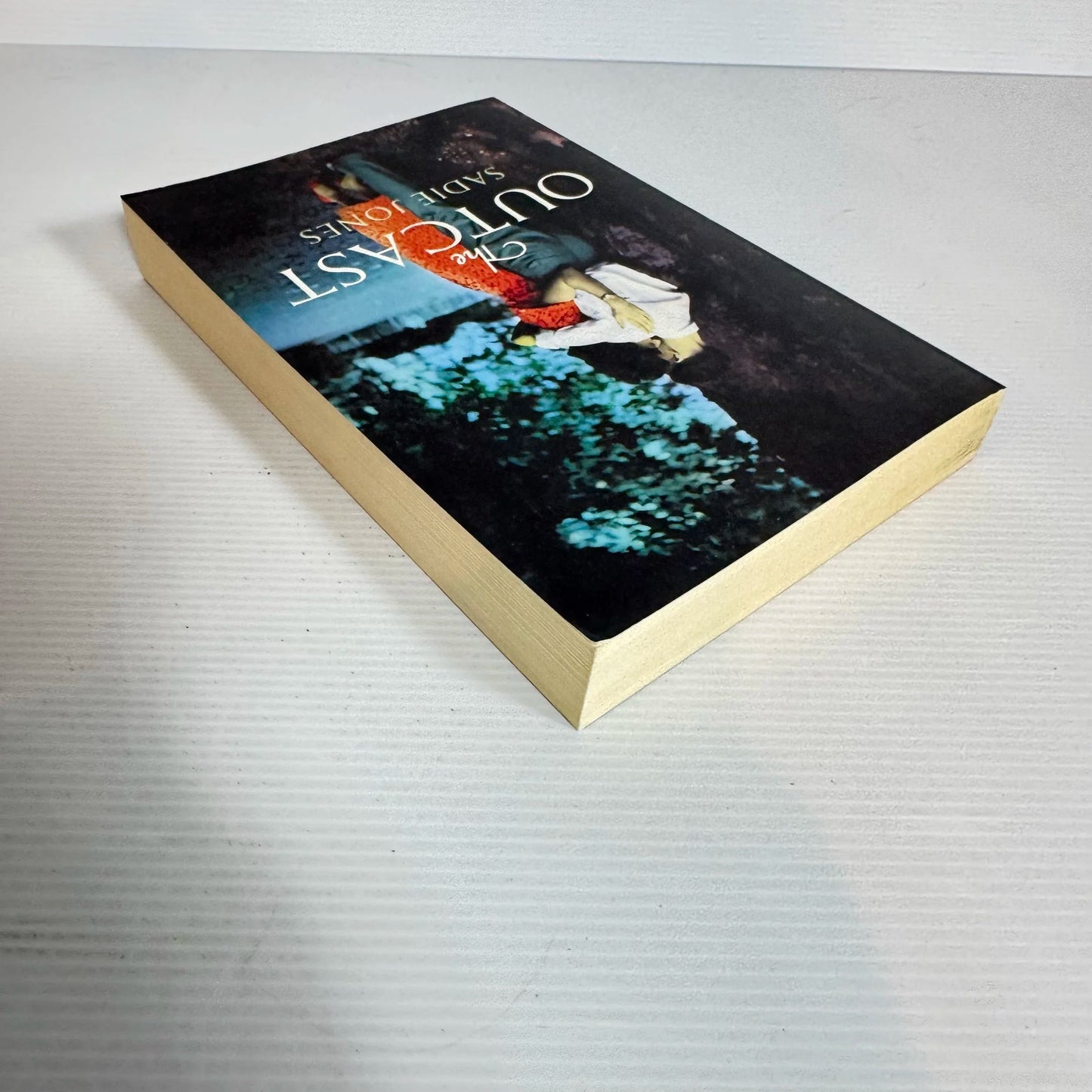 The Outcast - Sadie Jones