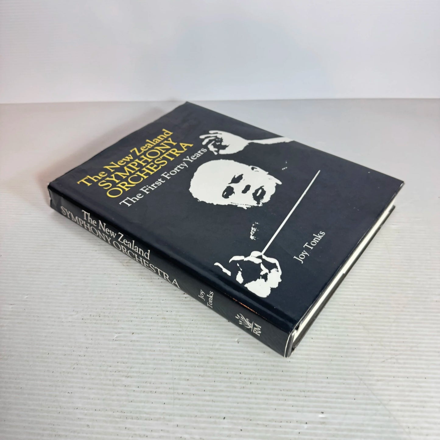 The New Zealand Symphony Orchestra : The First Forty Years - Joy Tonks
