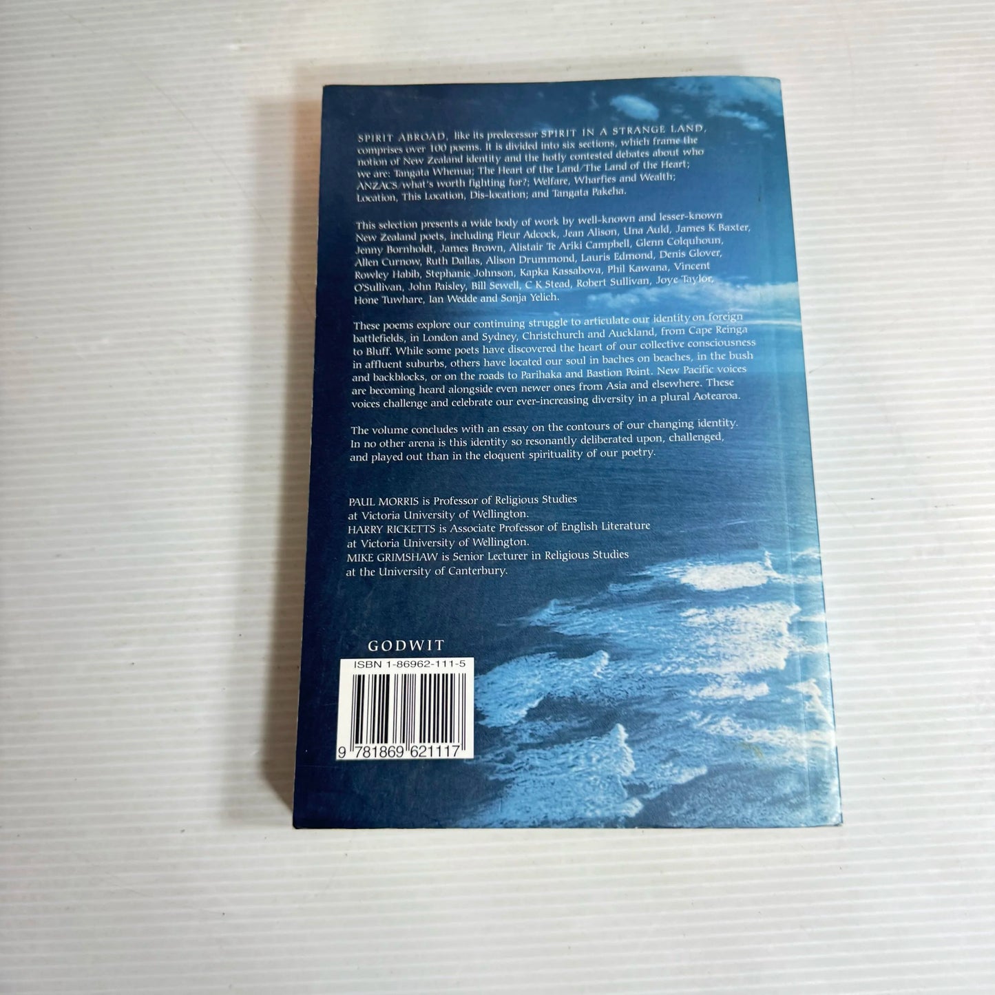 Spirit Abroad : A Second Selection of New Zealand Spiritual Verse