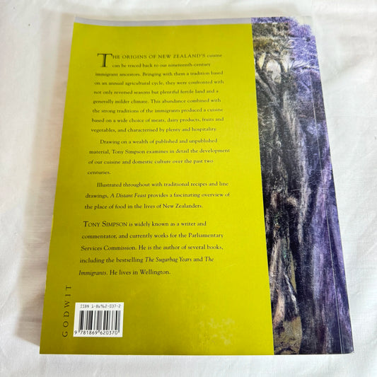 A Distant Feast : The Origins of New Zealand's Cuisine - Tony Simpson