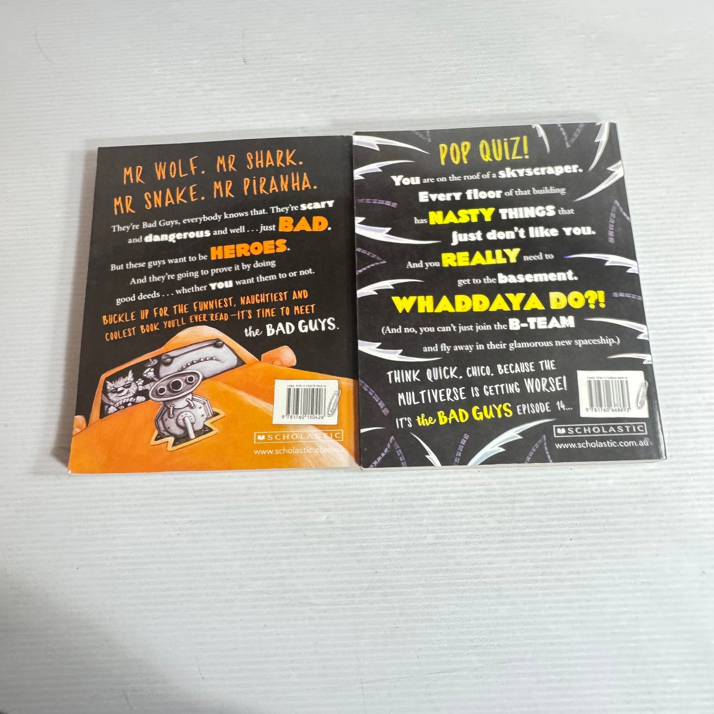 The Bad Guys Graphic Novel Book Bundle x 2 - Aaron Blabey Book 1 & Book 14 (253)