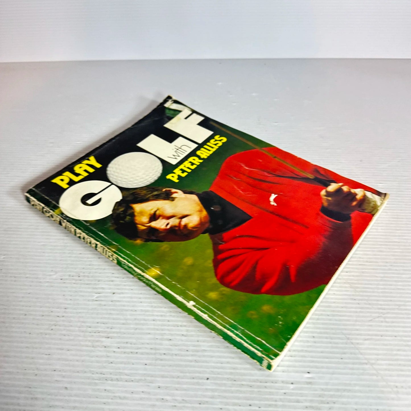 Play Golf with Peter Alliss (Vintage 1977)