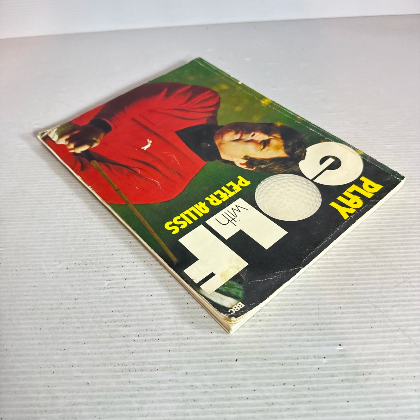 Play Golf with Peter Alliss (Vintage 1977)