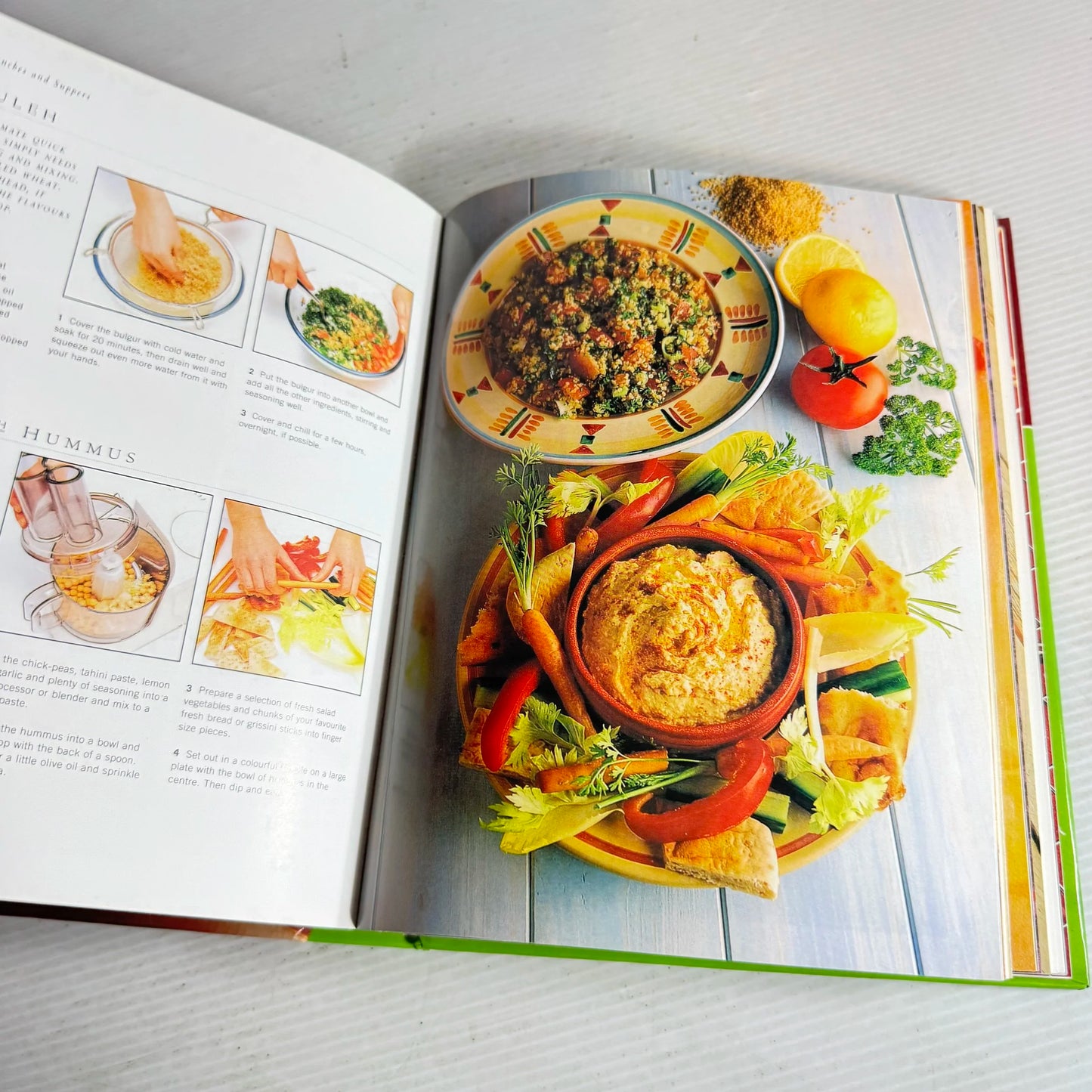 Vegetarian Cooking : A Complete Guide to Ingredients and Techniques, with Over 300 Delicious Step-By-Step Recipes - Roz Denny & Christine Ingram