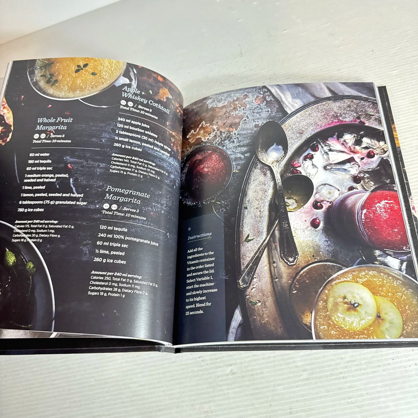 Simply Blending : Quick and Easy Whole-Food Recipes for Every Meal - Vitamix