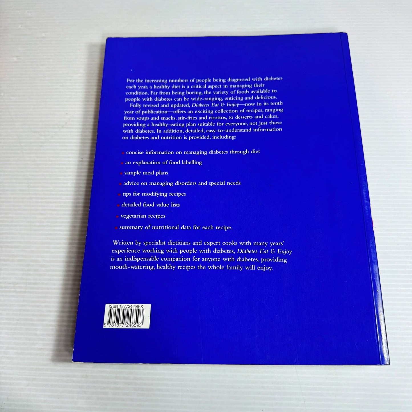 Diabetes Eat Enjoy : Over 250 Delicious Recipes - Christine Roberts, Jennifer McDonald, Margaret Cox