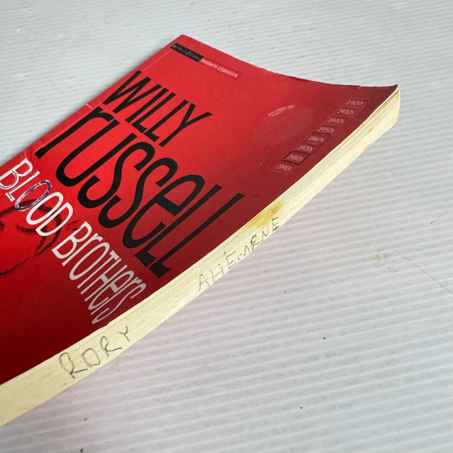 Blood Brothers - Willy Russell (The Play/Script)