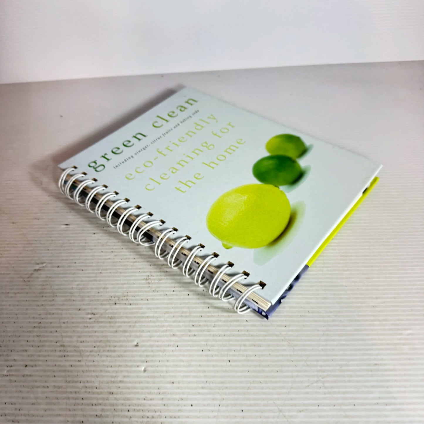 Green Clean : Eco-Friendly Cleaning for the Home