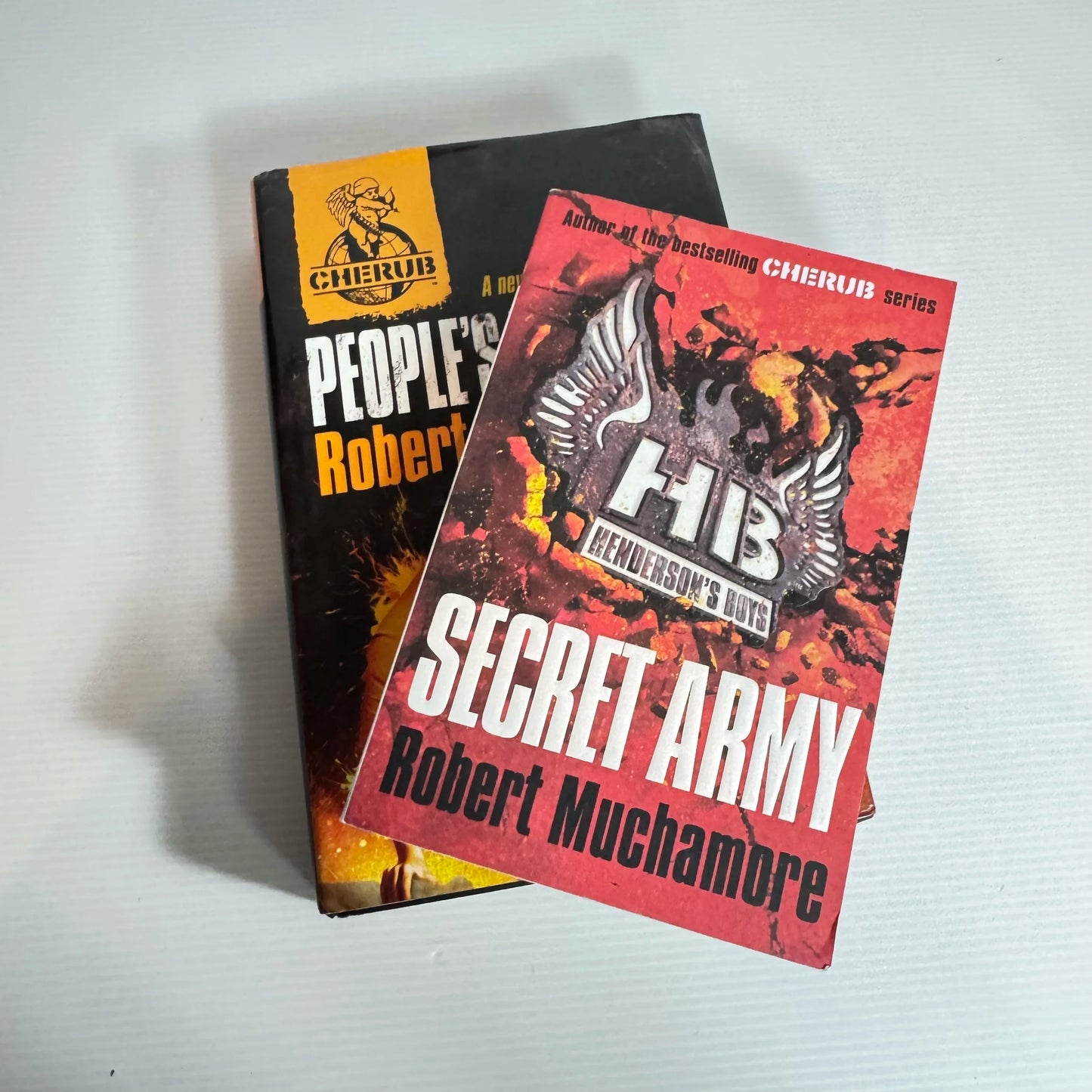 Robert Muchamore Book Bundle x 2 Secret Army & People's Republic