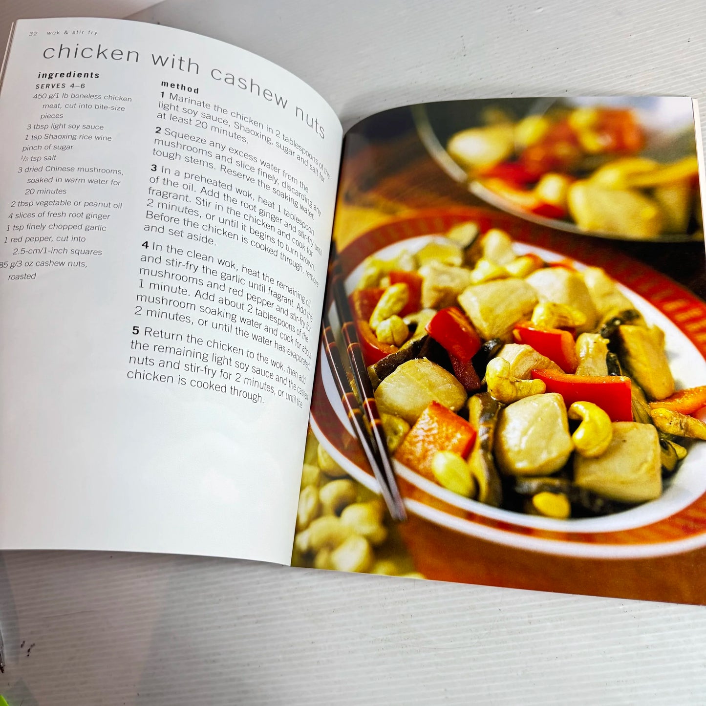 Family Favourites Wok & Sir-Fry : Perfect Recipes for the Entire Family