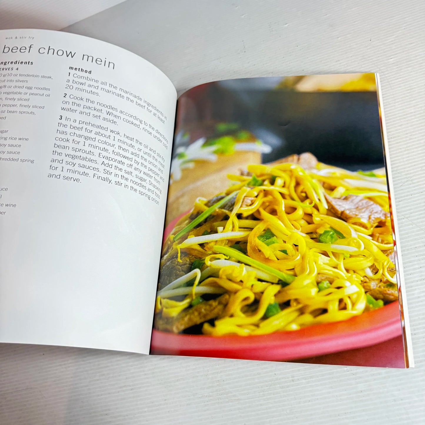 Family Favourites Wok & Sir-Fry : Perfect Recipes for the Entire Family