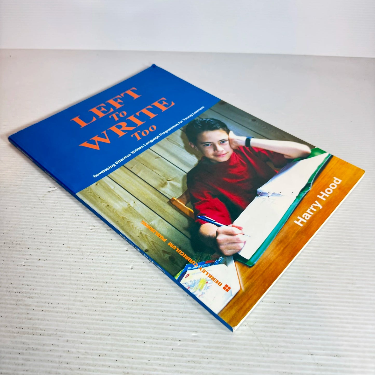 Left To Write Too - Harry Hood