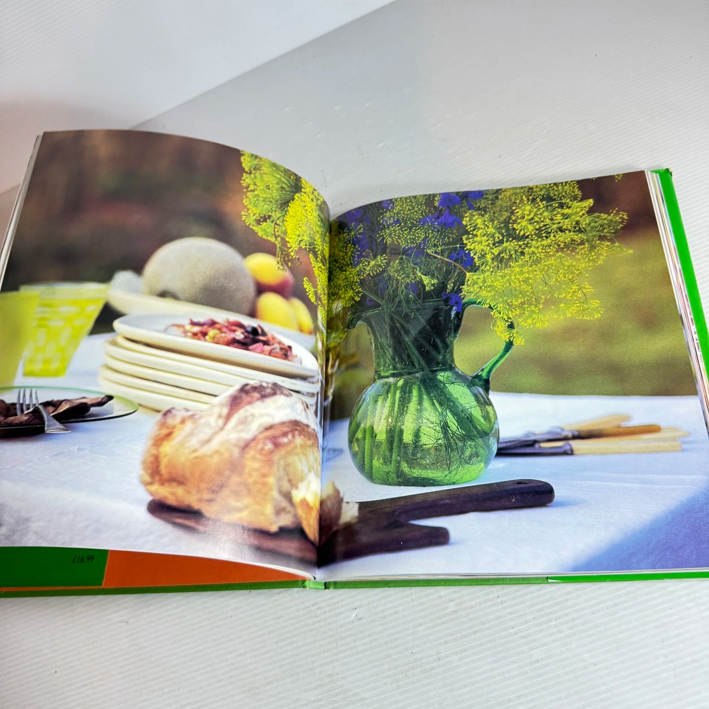 The Tuscan Table - Jane Newdick And Lyn Rutherford