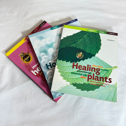 Book Bundle x 3 - Healing Plants | How Your Heart Works | Homeopathy