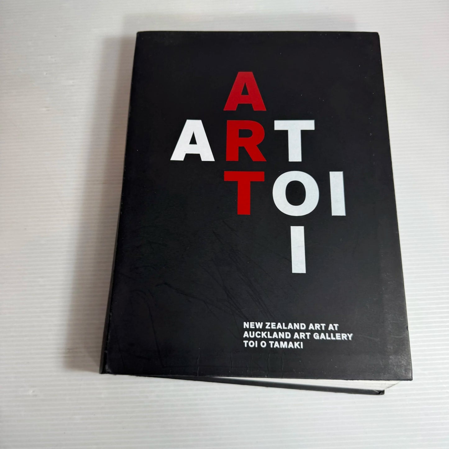 Art Toi : New Zealand Art at Auckland Art Gallery Toi o Tamaki (2011)