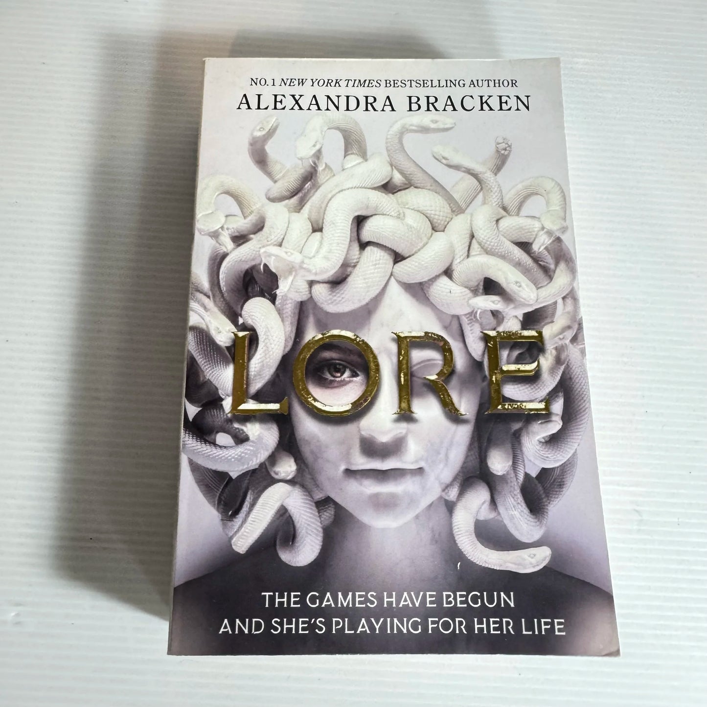Lore - Alexandra Bracken