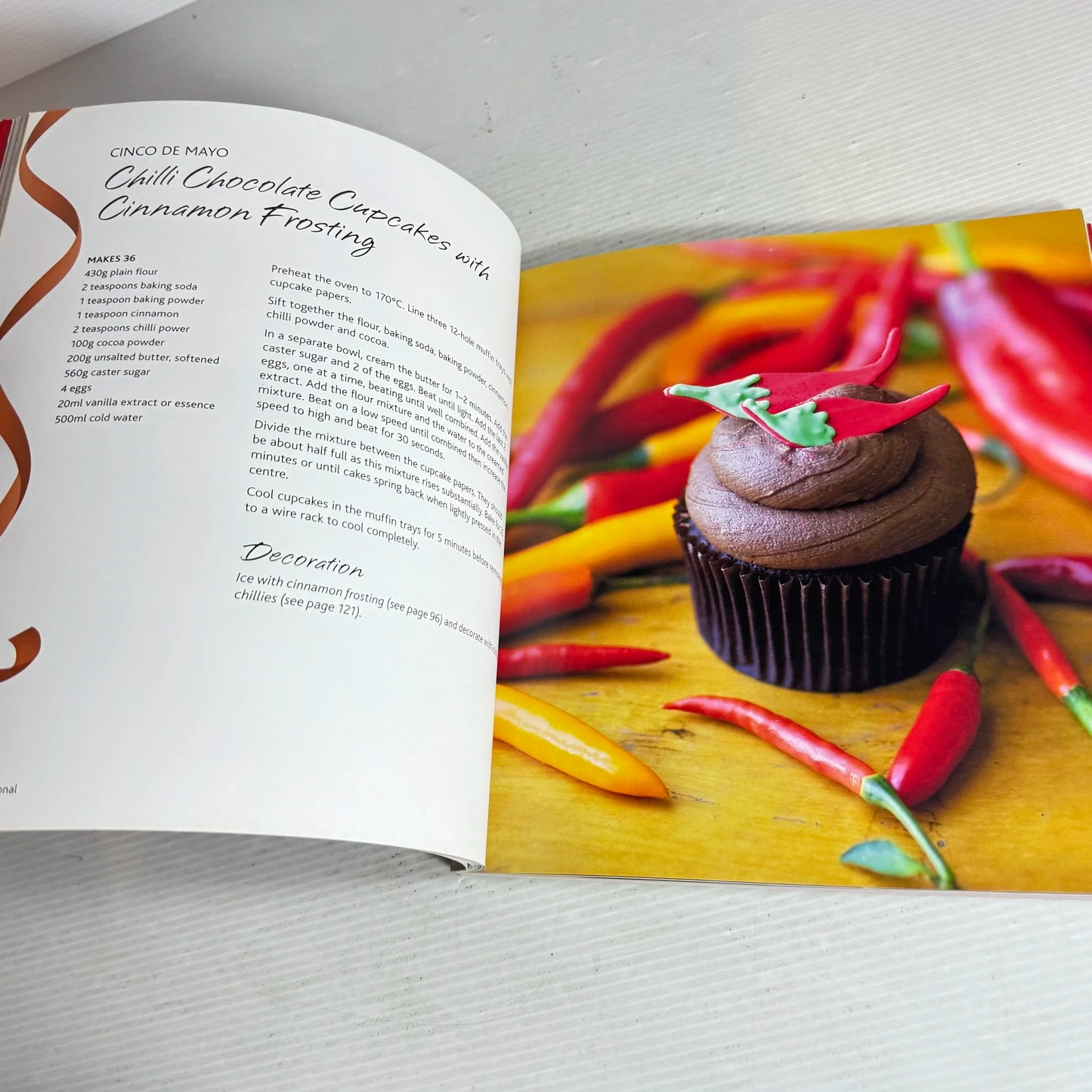 Celebration Cupcakes : Tempting Treats for Every Occasion - Tamara Jane