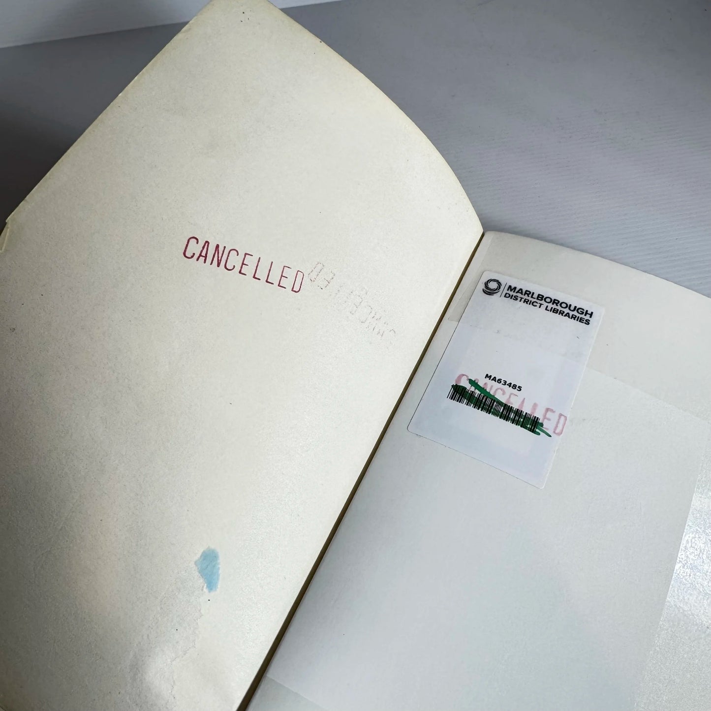 Sorcery Of A Queen - Brian Naslund