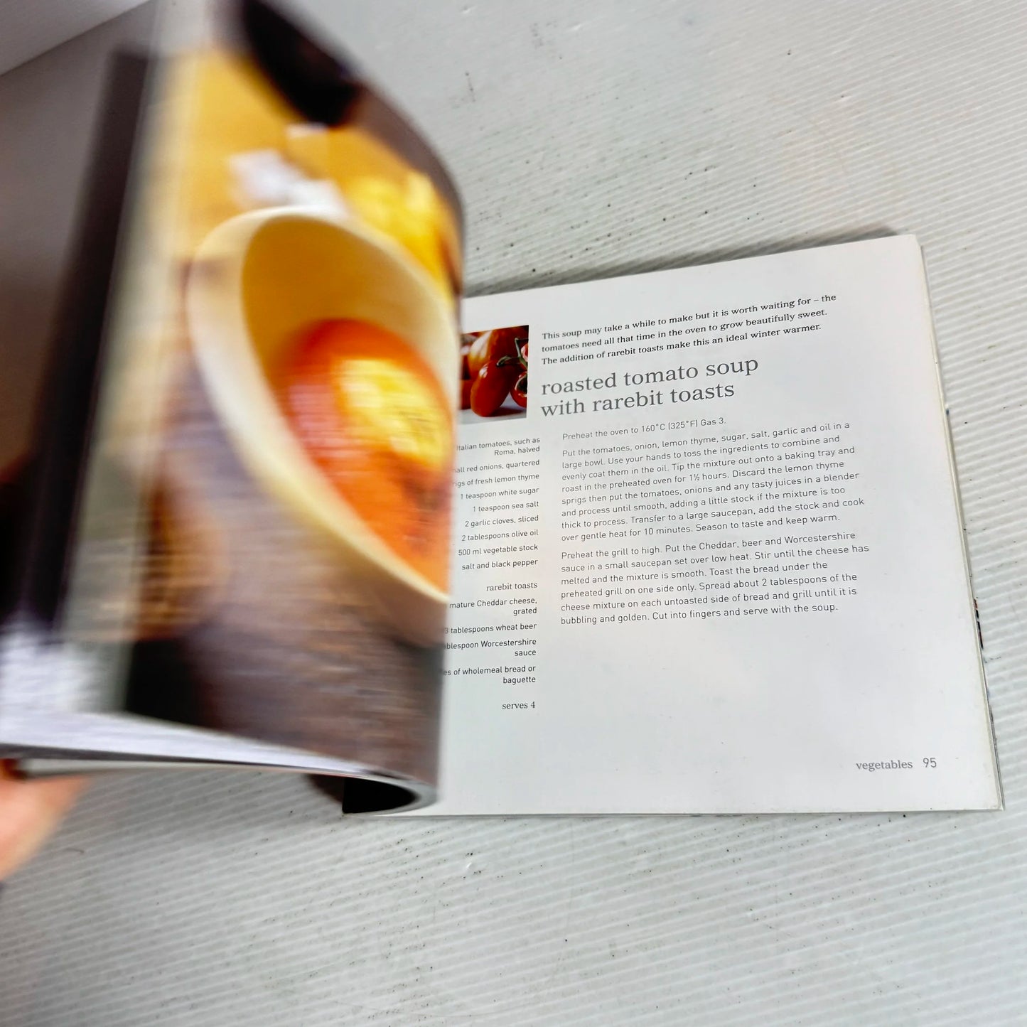 Easy Soups : Simple Recipes for Hearty Meals in a Bowl