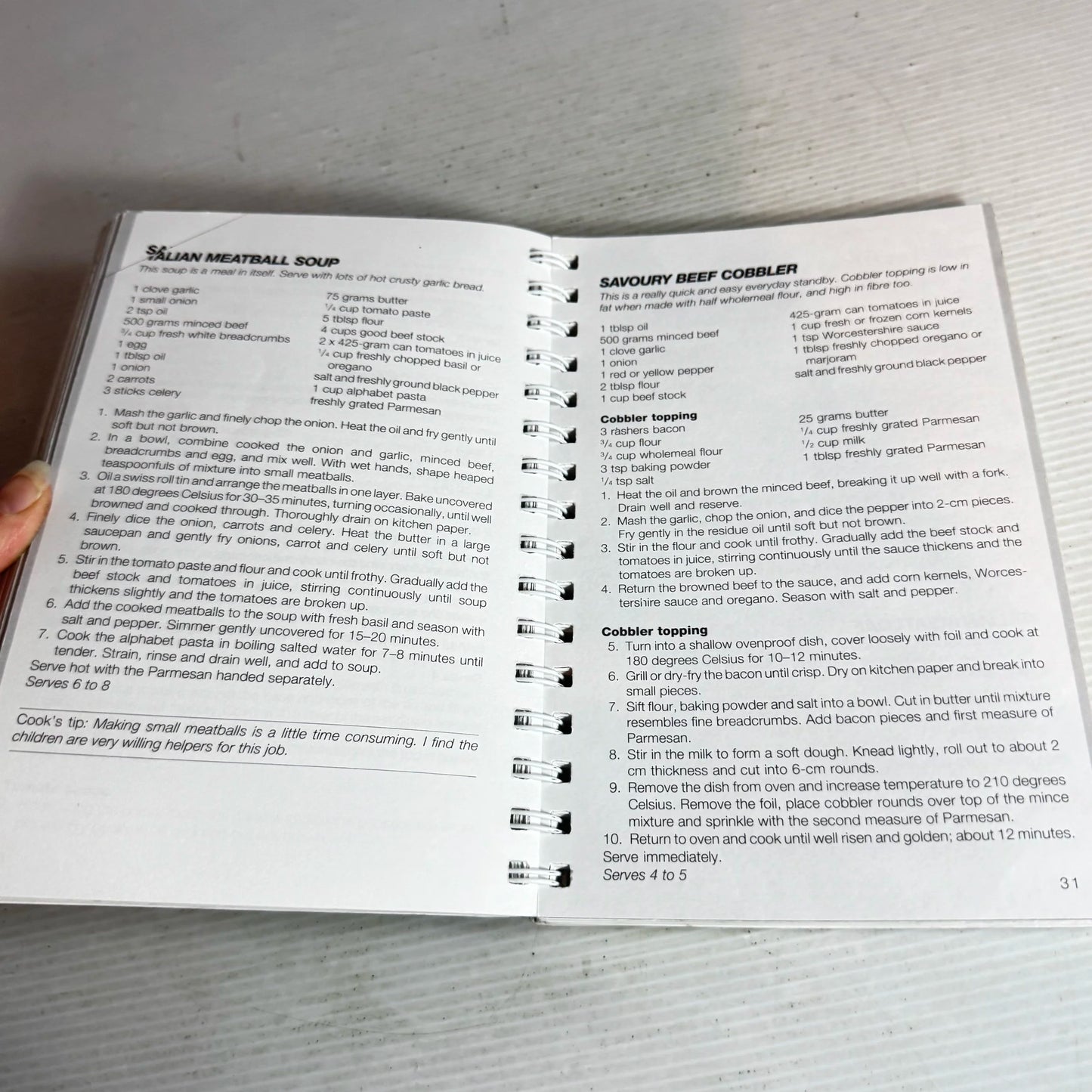 Pasta Sauces / Marvellous Mince / One-Dish Meal - 3 Books in One : The New Zealand Way