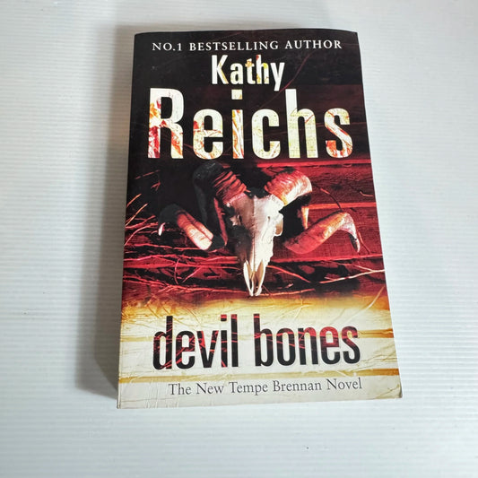 Devil Bones - Kathy Reichs
