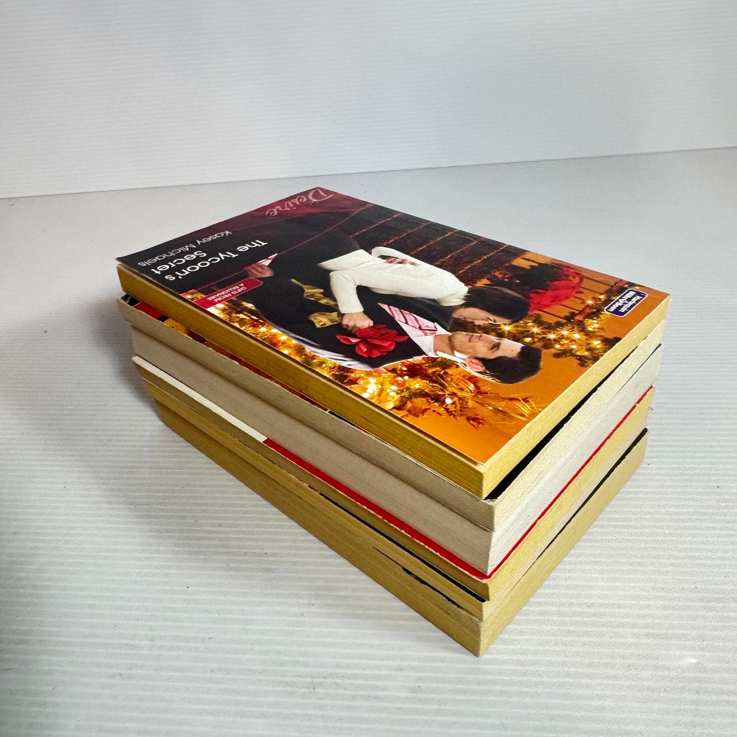 Mills & Boon Sexy & Desire Book Bundle x 6 Books 8 x Stories (2389)