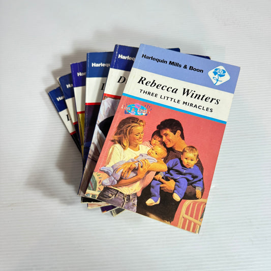 Harlequin Mills & Boon Book Bundle x 6 Books (2381)
