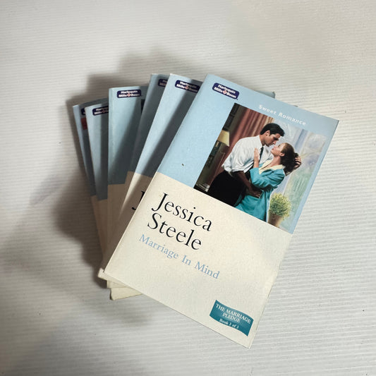 Mills & Boon Sweet Romance Book Bundle x 6 Books (2417)