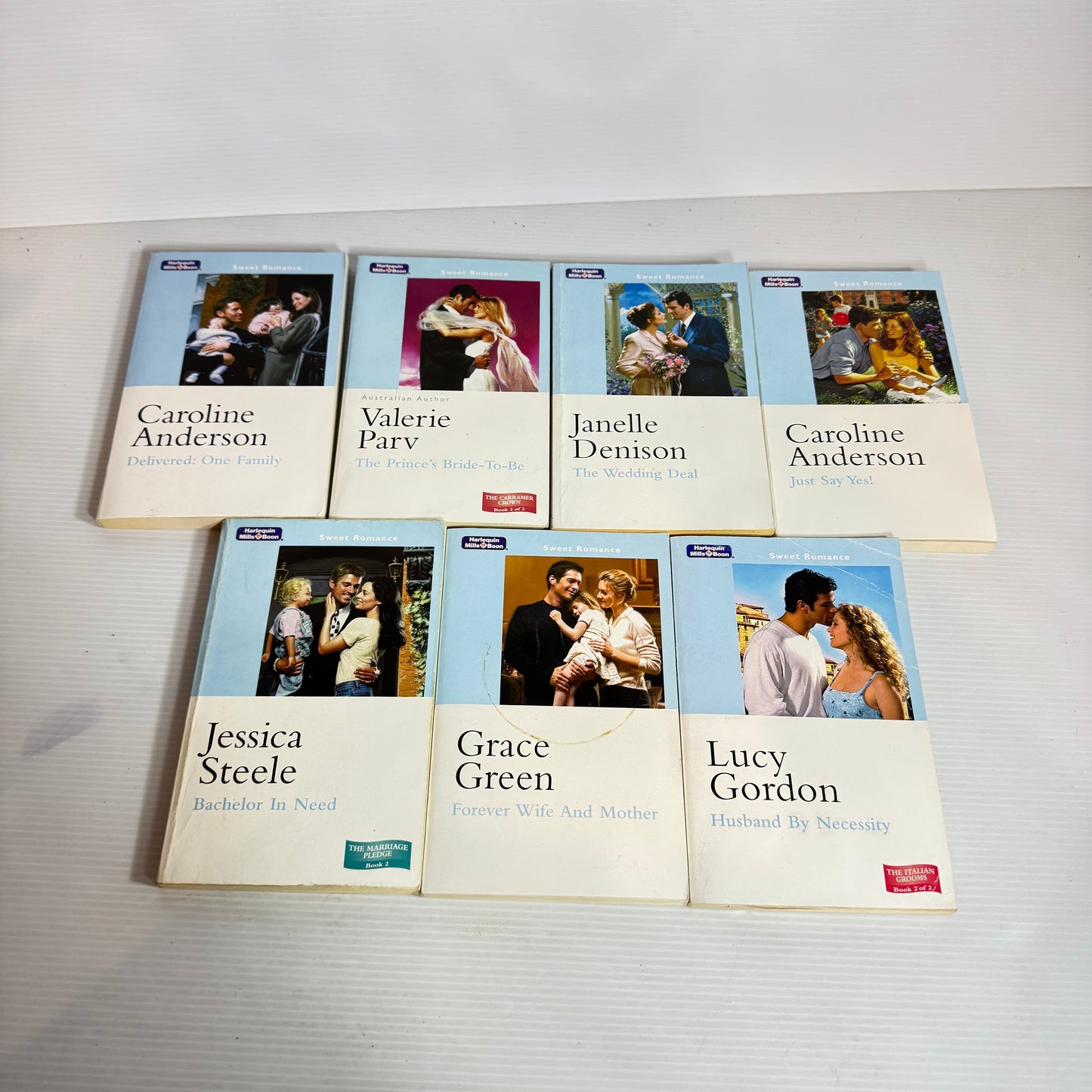 Mills & Boon Sweet Romance Book Bundle x 7 Books (2418)