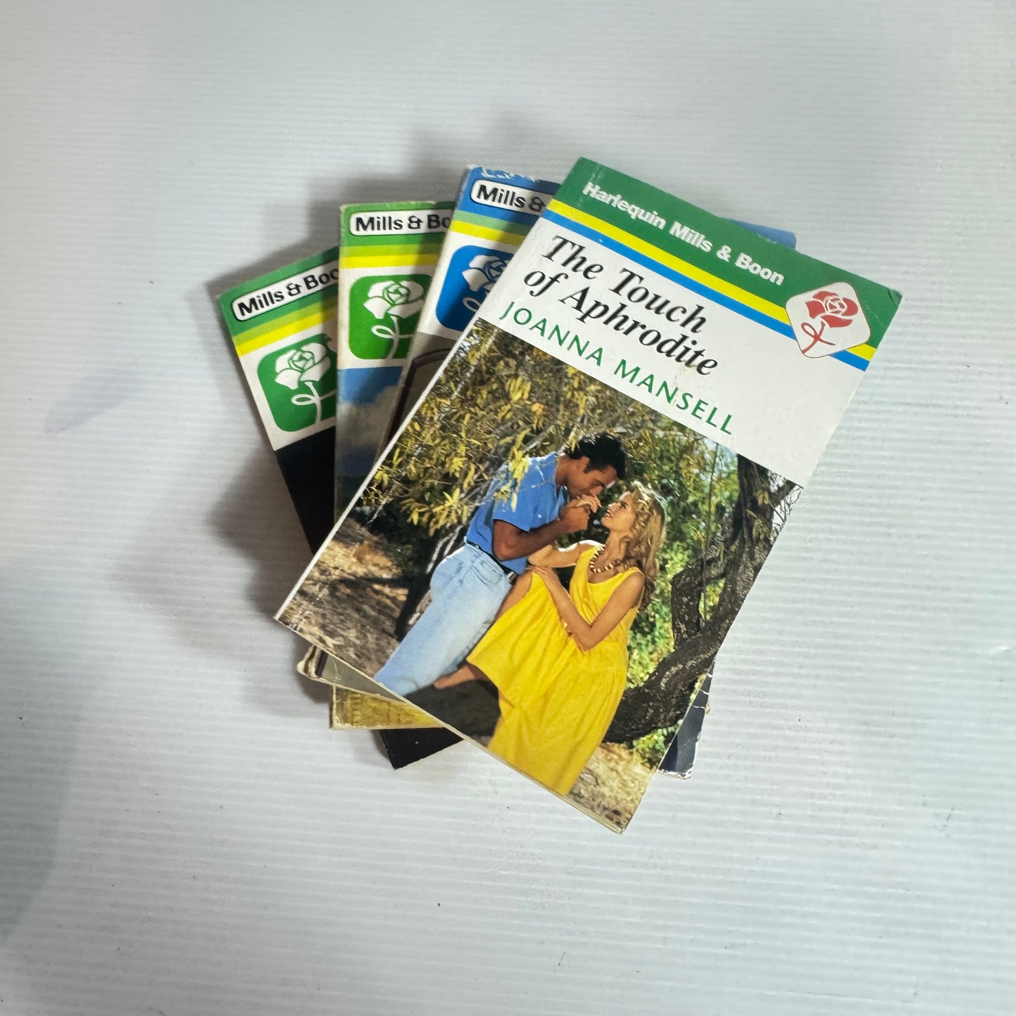 Mills & Boon Vintage Book Bundle x 4 Books (2407)